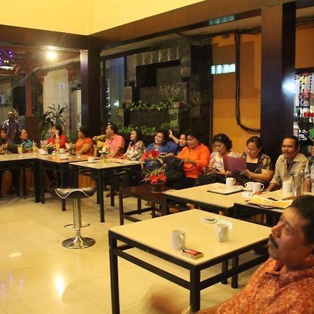 Hotel Sing A Song Pematangsiantar Exterior foto